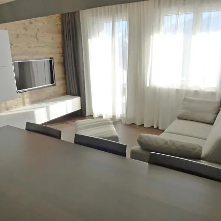 Apartment Weisshorn-5 *